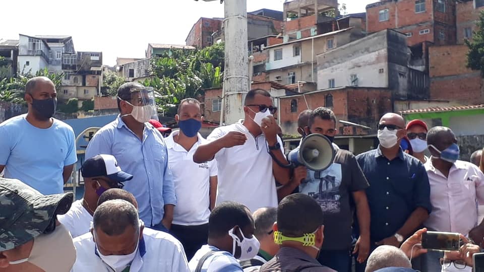 Imagem de Rodoviários da Bahia exigem da Prefeitura complementação do salário no mês de agosto