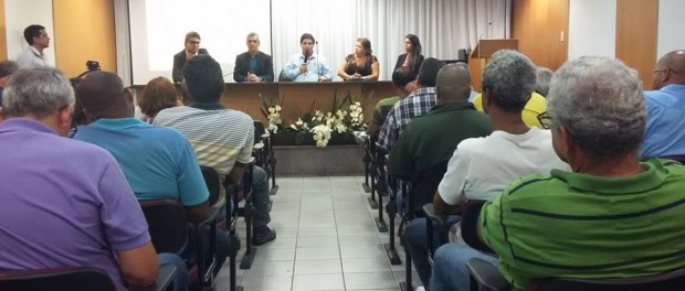 Imagem de Pernambuco: Metroviários realizam ato público na OAB em prol dos companheiros reitegrados 