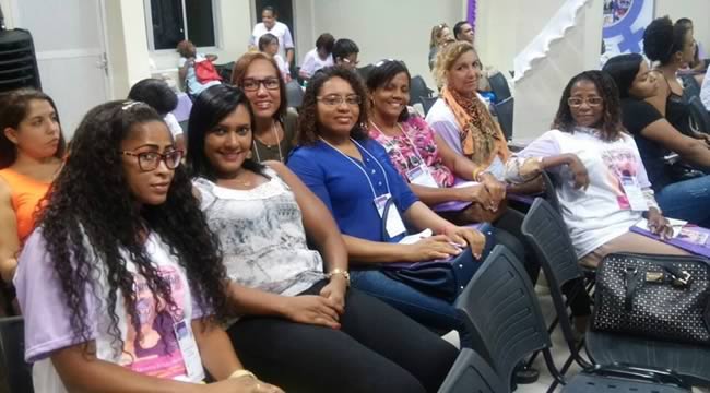Imagem de Salvador: Rodoviárias participam do 4º encontro de mulheres da CUT Bahia 