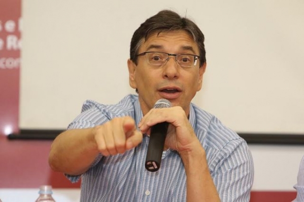 Imagem de Pochmann: “Temos que deter os avanços das bandeiras de direita”