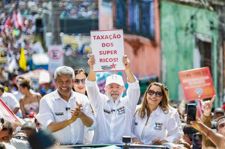 Imagem de Lula defende justiça tributária: luta por um país com padrão de classe média