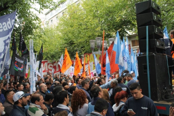 Imagem de #GreveGeral: Contra Macri, argentinos param o país 