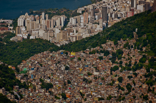 Imagem de Apesar da crise econômica dos últimos anos, brasileiros ricos estão cada vez mais ricos