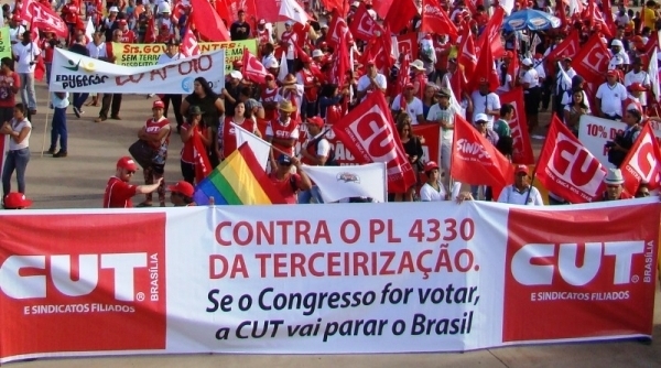 Imagem de Abaixo o golpe contra os trabalhadores: CUT e centrais vão parar o Brasil na quarta (15) 