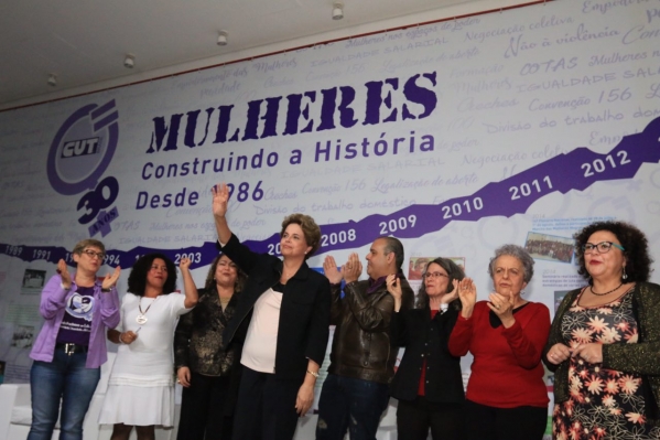 Imagem de “As mulheres cutistas decidiram que podem e são protagonistas”, afirma Dilma 
