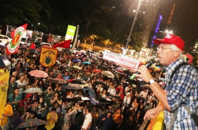 Imagem de CUT e movimentos sociais vão às ruas para pedir a Reforma Política