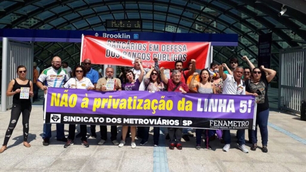 Imagem de São Paulo: Metroviários e bancários protestam contra privatização durante inauguração de três novas estações