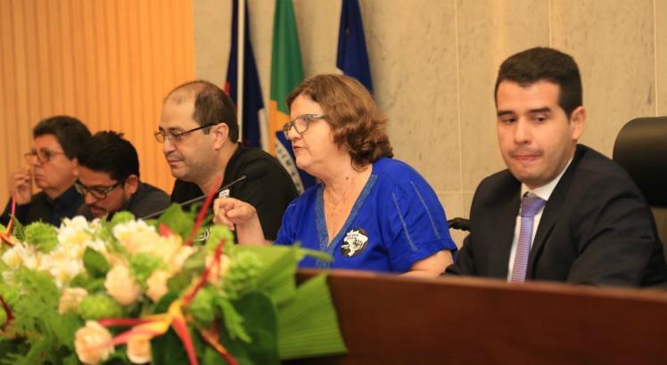 Imagem de Pernambuco: Aeroportuários repudiam privatização da Infraero em audiência pública na Assembleia Legislativa 