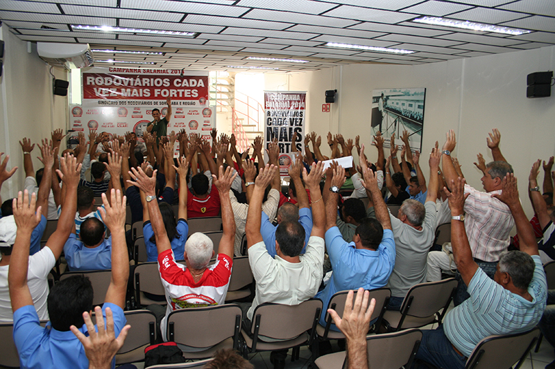 Imagem de Sorocaba: Sindicato fecha negociação e trabalhadores de cargas conquistam 10%