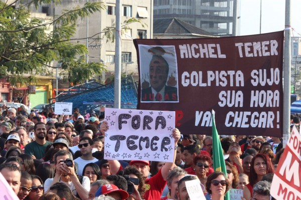 Imagem de #ForaTemer ganha as ruas do Brasil e do mundo 