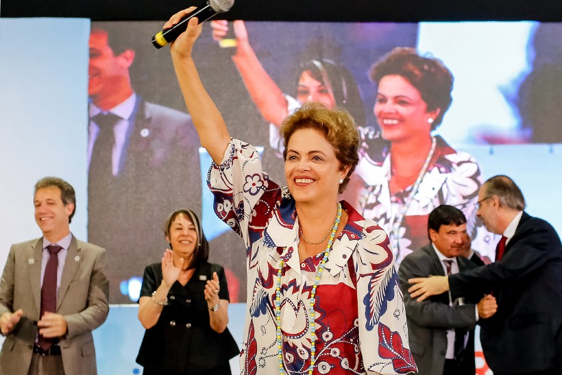 Imagem de Dilma: “Tivemos um ano difícil, mas estou otimista com 2016”