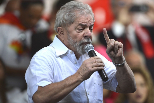 Imagem de Contra abusos de Temer, Lula vai lançar “Plano Nacional de Emergência” 