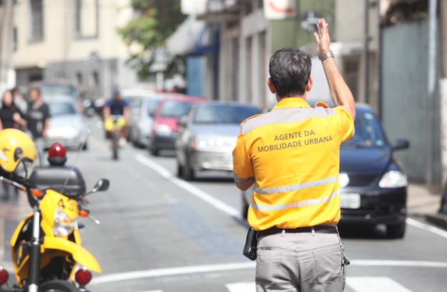 Imagem de Campinas: Agentes de mobilidade urbana na EMDEC aprovam proposta de renovação do Acordo Coletivo de Trabalho 