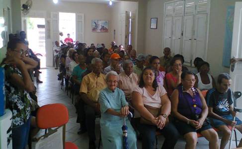 Imagem de Bahia: Ferroviários aposentados se reúnem em assembleia 