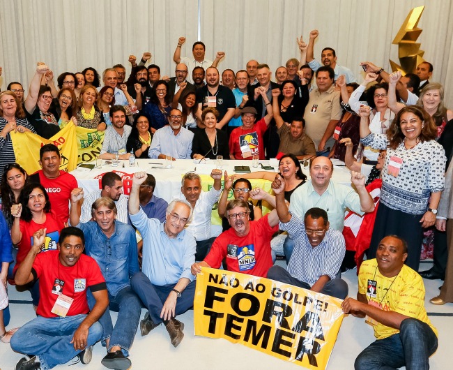 Imagem de Dilma: “A democracia não é garantida. Temos de lutar por ela sempre”
