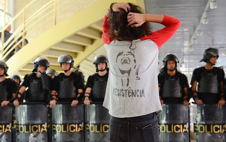 Imagem de CNTTL repudia ação da PM de Alckmin contra estudantes 