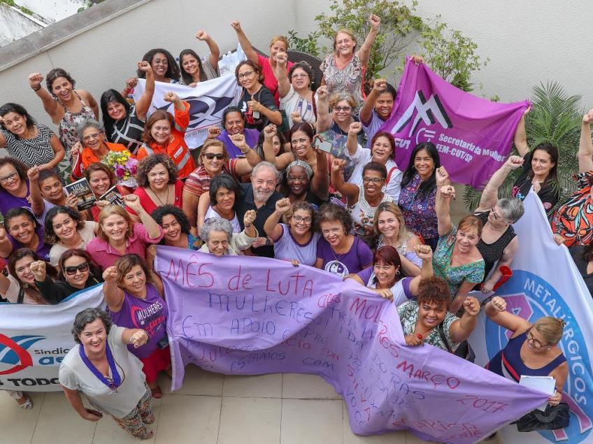 Imagem de Mulheres cutistas participam de encontro com Lula 
