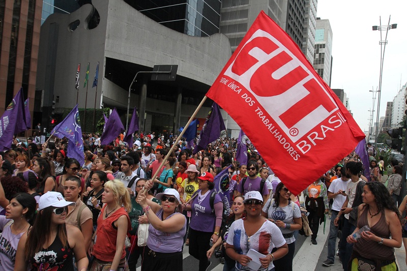 Imagem de CUT e Marcha Mundial de Mulheres pedem cassação de Bolsonaro