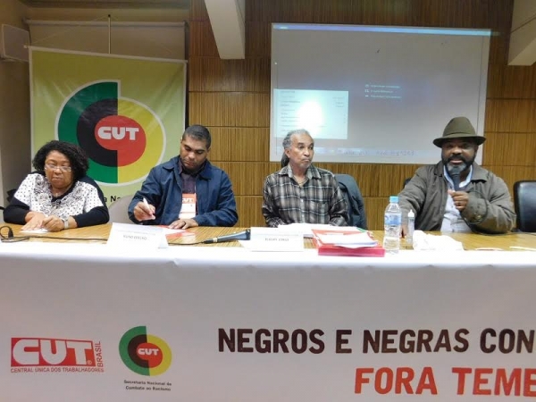 Imagem de Movimentos sindical e negro rechaçam o golpe e definem calendário de lutas