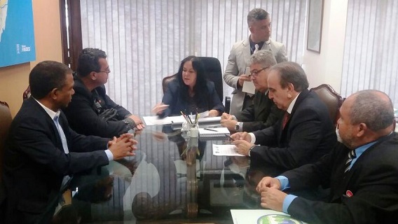Imagem de Unidade Portuária Nacional barra Projeto de Lei prejudicial aos portuários no Senado 
