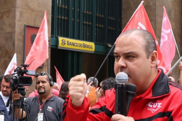 Imagem de CUT e sindicatos fazem atos para denunciar ameaças concretas ao Banco do Brasil, à Caixa e ao BNDES