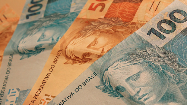 Imagem de Salário mínimo previsto para 2015 será de R$ 788,06