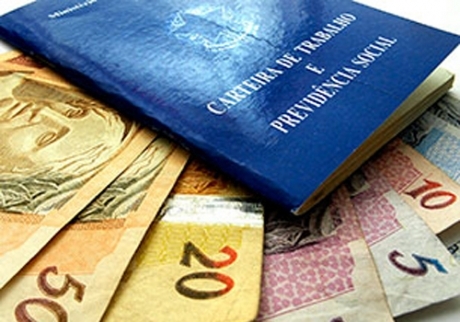 Imagem de Governo propõe salário mínimo de R$ 854 em 2016