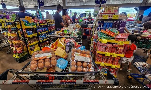 Imagem de Consumo de alimentos cresce após proibição das bets no país, diz Abras