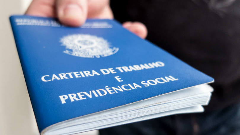 Imagem de Dilma sanciona com vetos lei do seguro-desemprego