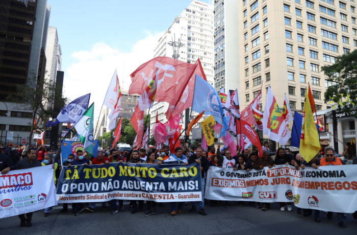 Imagem de Ato da CUT e centrais contra os juros altos reforça luta para derrotar Bolsonaro 