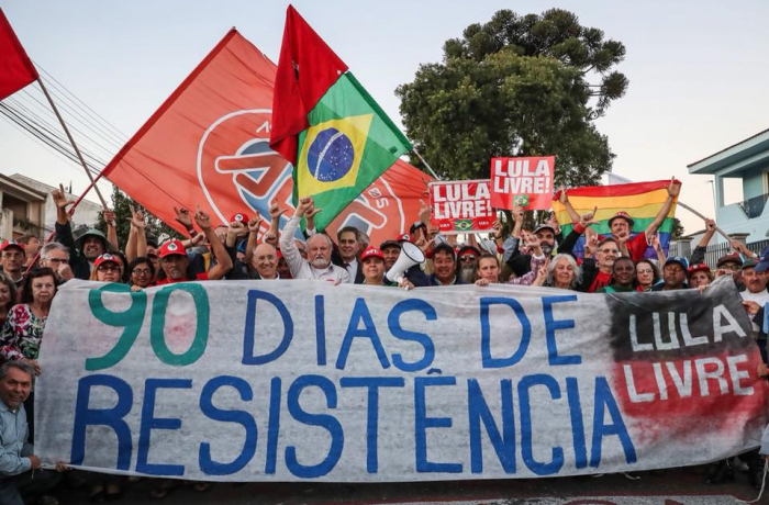 Imagem de Vigília Lula Livre completa três meses de resistência por justiça e democracia