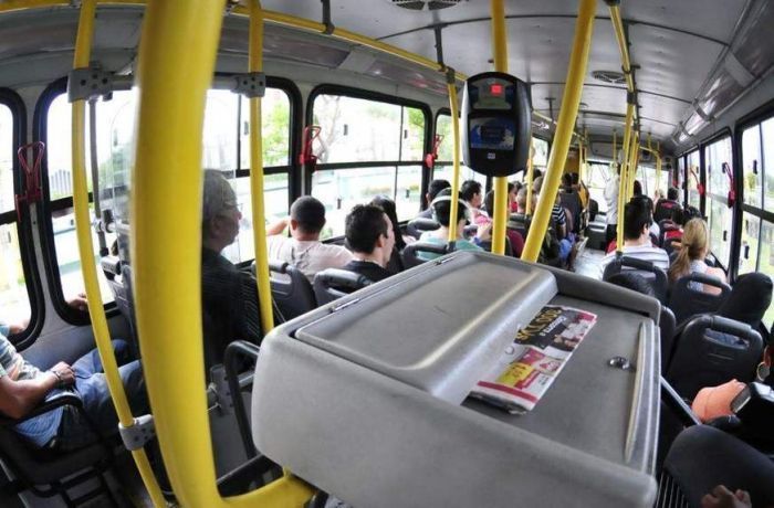 Imagem de Cobradores e motoristas de Osasco travam luta contra fim da catraca nos ônibus