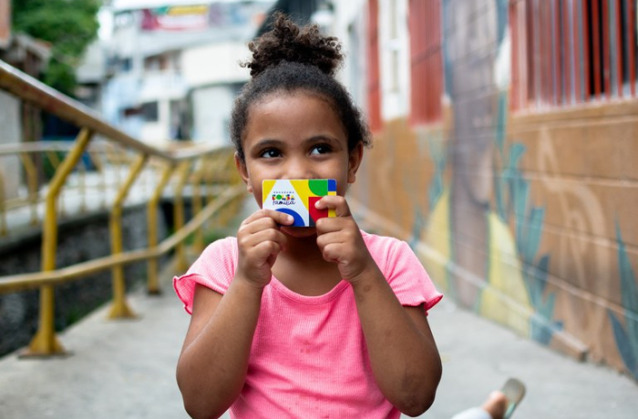 Imagem de Brasil reduz número de crianças e jovens abaixo da linha da pobreza, diz Unicef