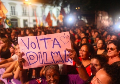 Imagem de #ForaTemer: “Volta Dilma” ecoa em evento de lançamento de livro sobre o golpe de 2016 