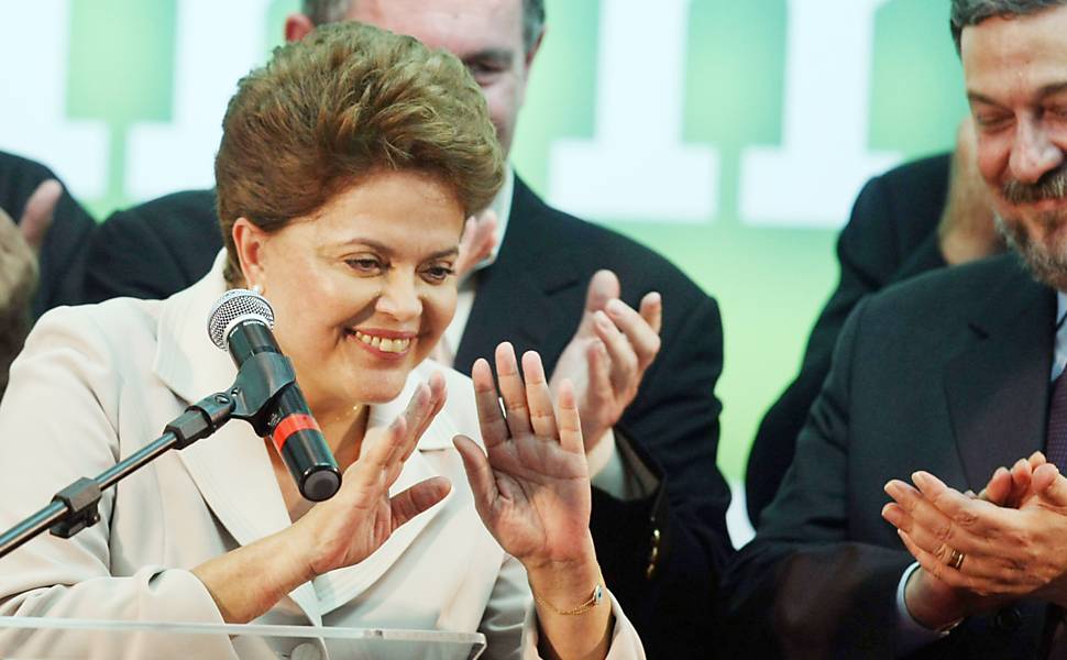 Imagem de Dilma é a primeira mulher eleita no Brasil