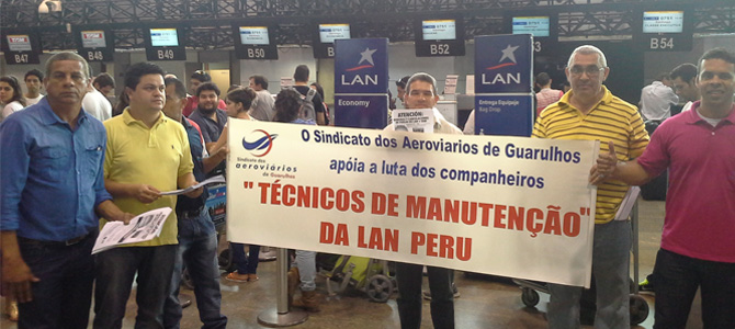 Imagem de Guarulhos: Sindigru realiza manifestação em apoio aos aeroviários no Peru