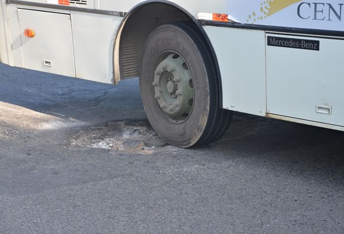 Imagem de Bahia: Operação da Codecon recolhe três ônibus na Estação Mussurunga 