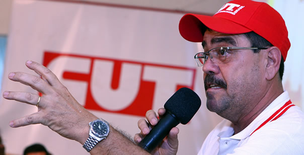 Imagem de Portuários preparam paralisação nacional de 24 horas 

