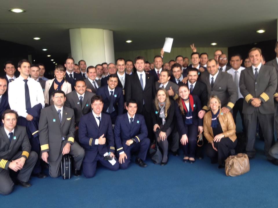 Imagem de Projeto de Lei dos Aeronautas é aprovado por unanimidade em Brasília