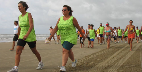 Imagem de Caminhar uma hora por dia reduz risco de cancer de mama em 14%
