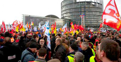 Imagem de França: Ferroviários protestam contra privatização do setor