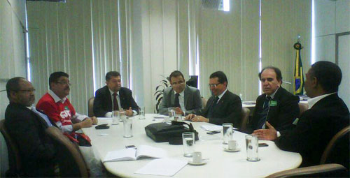 Imagem de Portuários e Ministério do Trabalho debatem instalação do Fórum de Qualificação