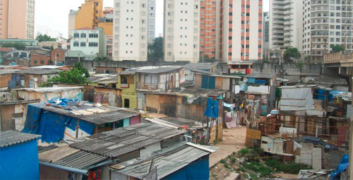 Imagem de Renda dos mais pobres cresceu 14% em 2012, destaca Ipea