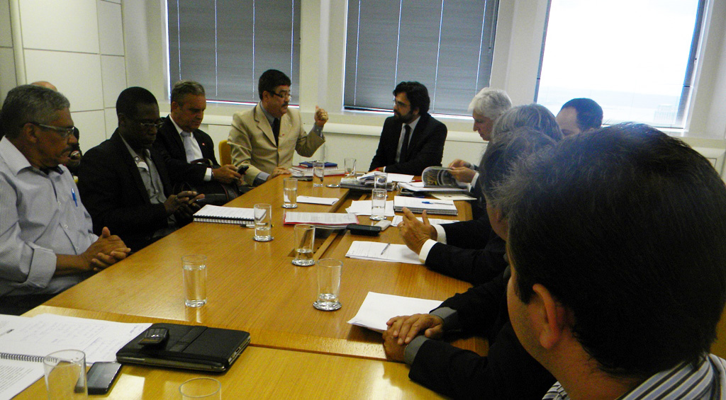 Imagem de Portuários e Secretaria dos Portos debatem regulamentação da Guarda Portuária