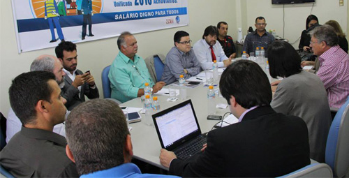 Imagem de Campanha salarial: SNEA oferece reposição da inflação, FENTAC reprova na mesa de negociação