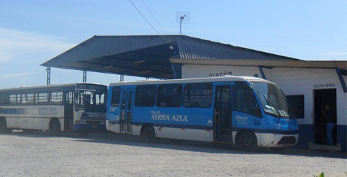 Imagem de Salto de Pirapora: Proprietário da Serra Azul tenta retirar ônibus sem pagar rodoviários