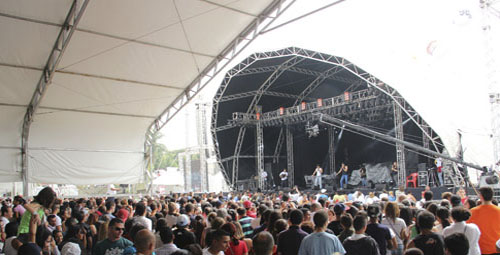 Imagem de ABC: Aproximadamente 100 mil pessoas prestigiaram festa do 1º de Maio no Paço