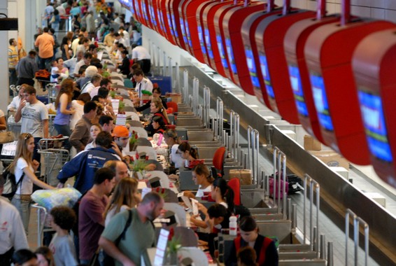 Imagem de Aeroportuários estão em clima de Campanha Salarial 

