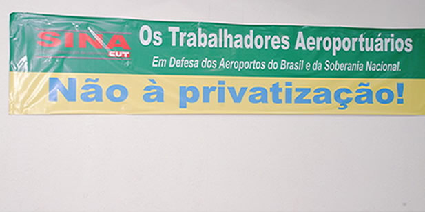 Imagem de CUT aposta em “Mesa de Diálogo” com o Governo Federal para interferir no modelo de concessão dos aeroportos