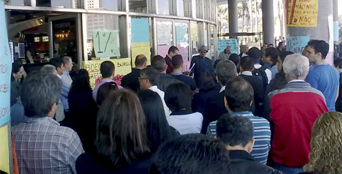 Imagem de 52% dos aeroportuários reprovam proposta da Infraero